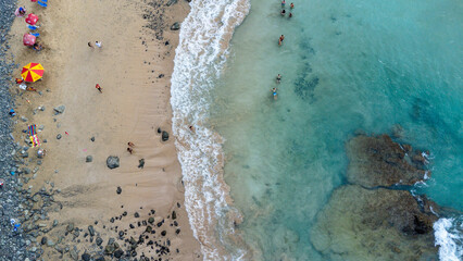 Fototapeta na wymiar Praia do Cachorro - Fernando de Noronha - PE - Foto de drone 