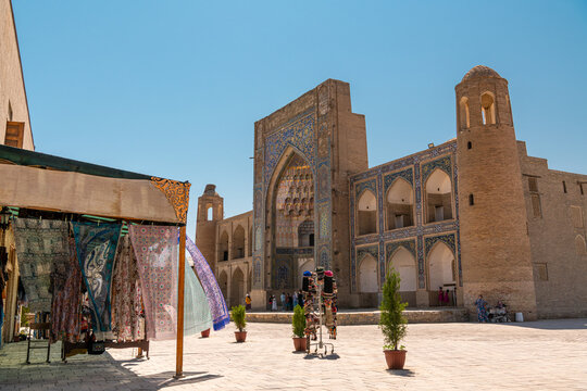 Souvenirs for sale at the Toqi Sarrofon Bazaar in center of Bukhara, Uzbekistan