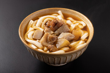 牛すじうどん