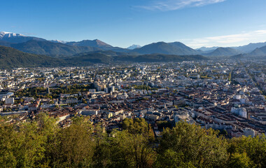 Obraz premium Grenoble's view from the mountain 
