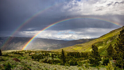 Fototapeta premium rainbow over the mountains