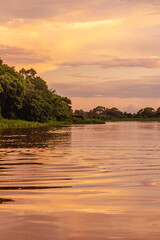 Fototapeta na wymiar pôr do sol na cidade de Corumbá, região do Pantanal Sul, Estado do Mato Grosso do Sul, Brasil