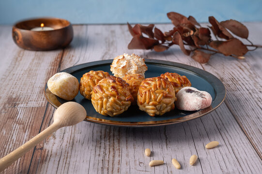 Panellets
