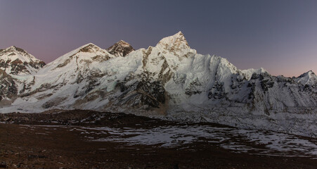 Everest Panorama with Lhola mountain(L) and Mt. Lhotse(R) seen from Kala Patthar just after the sunset in the Himalayas. - obrazy, fototapety, plakaty