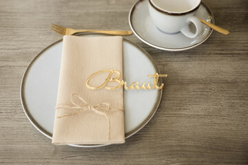Braut Schriftzug als Namenkarte zur Hochzeit - 699607100