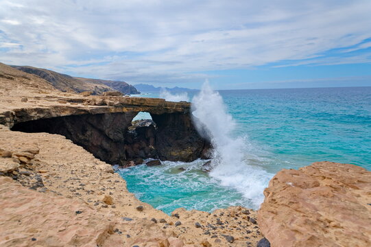 Westk&uuml;ste Fuerteventura punta del burranco und hohe Brandung am Naturschutzgebiet bei Playa la Pared