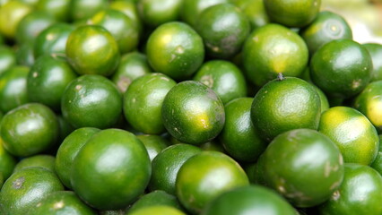 limes in market