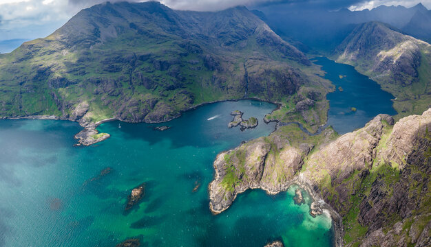 Views from Sgurr na stri peak in Skye island, Scotland