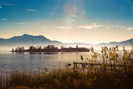 Lichtstimmung am Chiemsee in Bayern