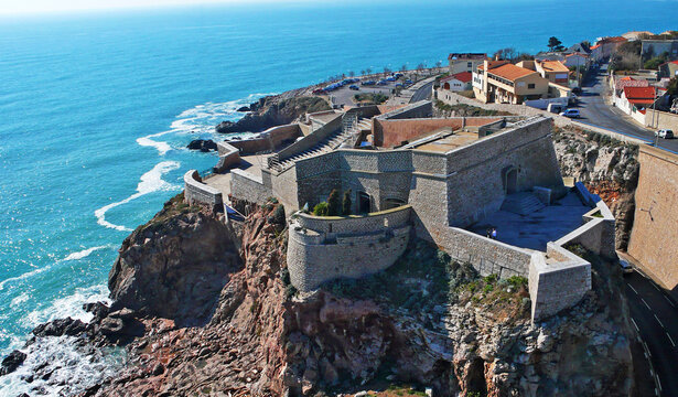 Photo a&eacute;rienne S&egrave;te th&eacute;&acirc;tre de la mer, photographie S&egrave;te fort falaise la Corniche Artenseo littoral s&eacute;tois M&eacute;diterran&eacute;e Occitanie