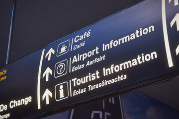 tablica informacyjna, lotnisko  - obrazy, fototapety, plakaty