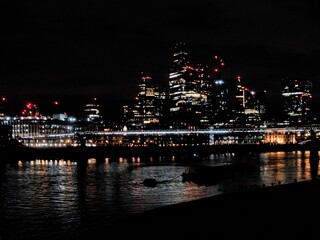 Fototapeta na wymiar London, October 2023 - Visit the magnificent city of London, capital of the United Kingdom by night