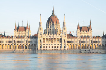 Fototapeta na wymiar The Danube River overflowed, the shores of Budapest were flooded