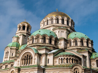 Fototapeta na wymiar Alexander Nevsky Cathedral on a sunny morning in Sofia, Bulgaria - Landscape shot 4