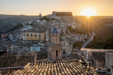 View of Ragusa (Ragusa Ibla), UNESCO heritage town on Italian island of Sicily. View of the city in Ragusa Ibla, Province of Ragusa, Val di Noto, Sicily, Italy.  - obrazy, fototapety, plakaty