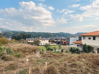 日本の風景　丘陵地に広がる住宅地