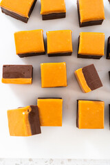Caramel fudge