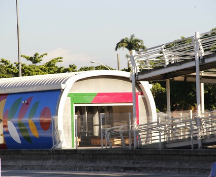 BRT Transbrasil - Estação Marinha Mercante - Projeto Cores da Brasil