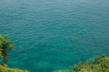 Fototapeta na wymiar Beautiful view of the azure clear water of the ocean