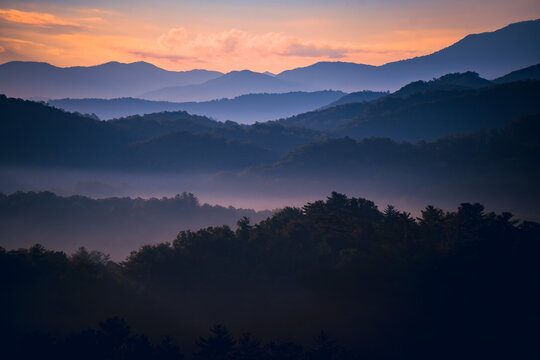 Sunrise over the Great Smoky Mountains in Tennessee. These Blue Ridge mountains are like no other!