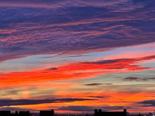 Radiant Horizon: capturing the beauty of a serene sunrise over the earth’s edge 
