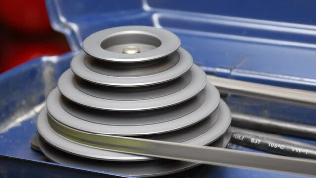 V belt and multiple diameter sheave for rotational speed adjustment