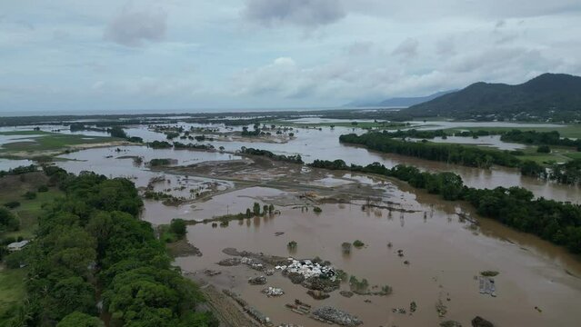 Barron River Floods, Cairns Queenland Australia