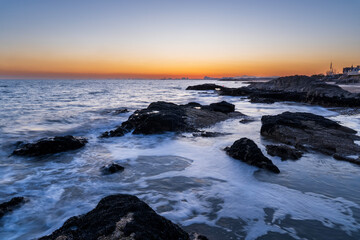 In the evening, the seaside scenery