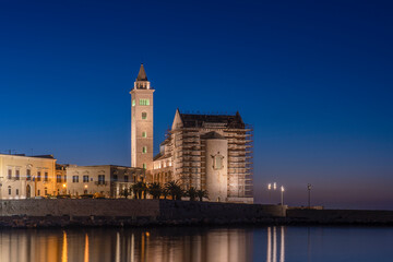 Naklejka premium Panoramic view of the beautiful Romanesque Cathedral Basilica of San Nicola Pellegrino, in Trani.