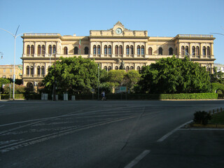 Fototapeta na wymiar view of Palermo train station, Italy, on a sunny summer day