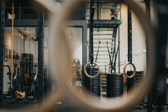 Gym equipment shot with perspective through blurry rings
