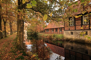 Blick auf Kloster Dinklage im Herbst