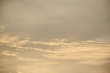 Obraz premium cloud spreading on twilight sunset sky in evening