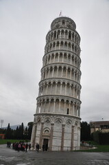 leaning tower