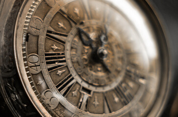 Fototapeta na wymiar Old vintage clock. Close up. 