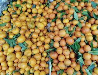 lemons in a market