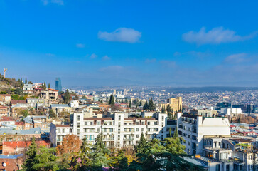 Fototapeta na wymiar Tbilisi panoramic view from Narikala trail (Tbilisi, Georgia)