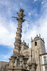Fototapeta na wymiar cathedral church of Santa Maria do Porto, Sé Cathedral of Porto