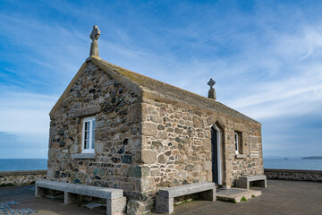 Sehr alte kleine Kapelle oberhalb von St. Ives