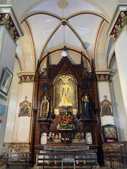 Fototapeta na wymiar Saint Alfonso catholic church, Cuenca, Ecuador. Chapel
