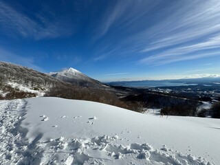 Fototapeta premium 2023年の12月の福島県のネコママウンテンの旧アルツ磐梯側の南エリア