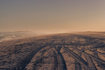 D&auml;mmerungsspuren am Bronze-Strand