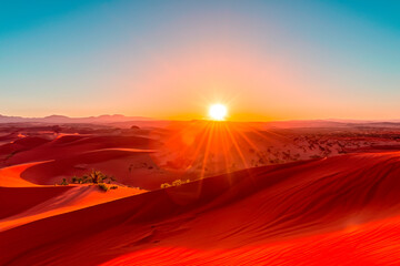 tramonto sul deserto