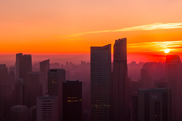 tramonto sui grattacieli 