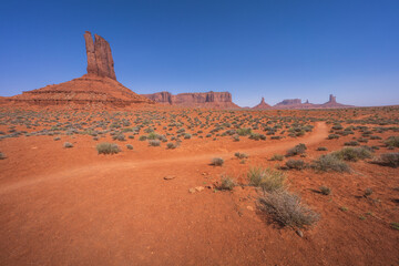 hiking the wildcat trail in monument valley, arizona, usa