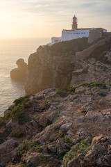 Farol do Cabo de São Vicente, latarnia morska. Sagres Portugalia. Zachód słońca © Robert