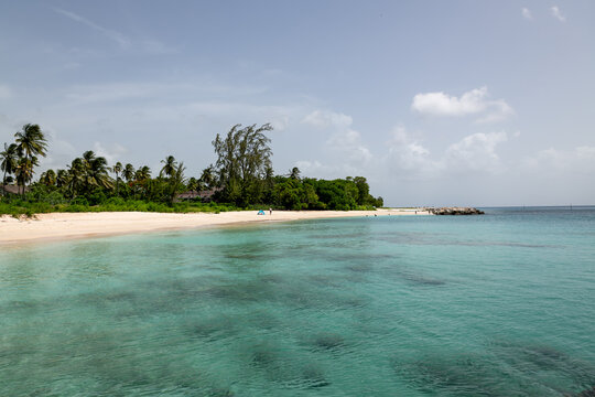 Heywoods Beach, Barbados: view of the tropical beach along the caribbean coast.