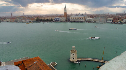 Ein regnerischer Tag in Venedig - obrazy, fototapety, plakaty
