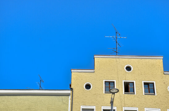 Yagi Antenne Adobe Stock