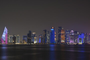 Skyline de Doha la nuit